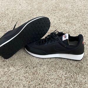 New! Nike Tailwind 79 SE Waffle Trainer #CI1043-003 Black/White/Orange Sz 10.5